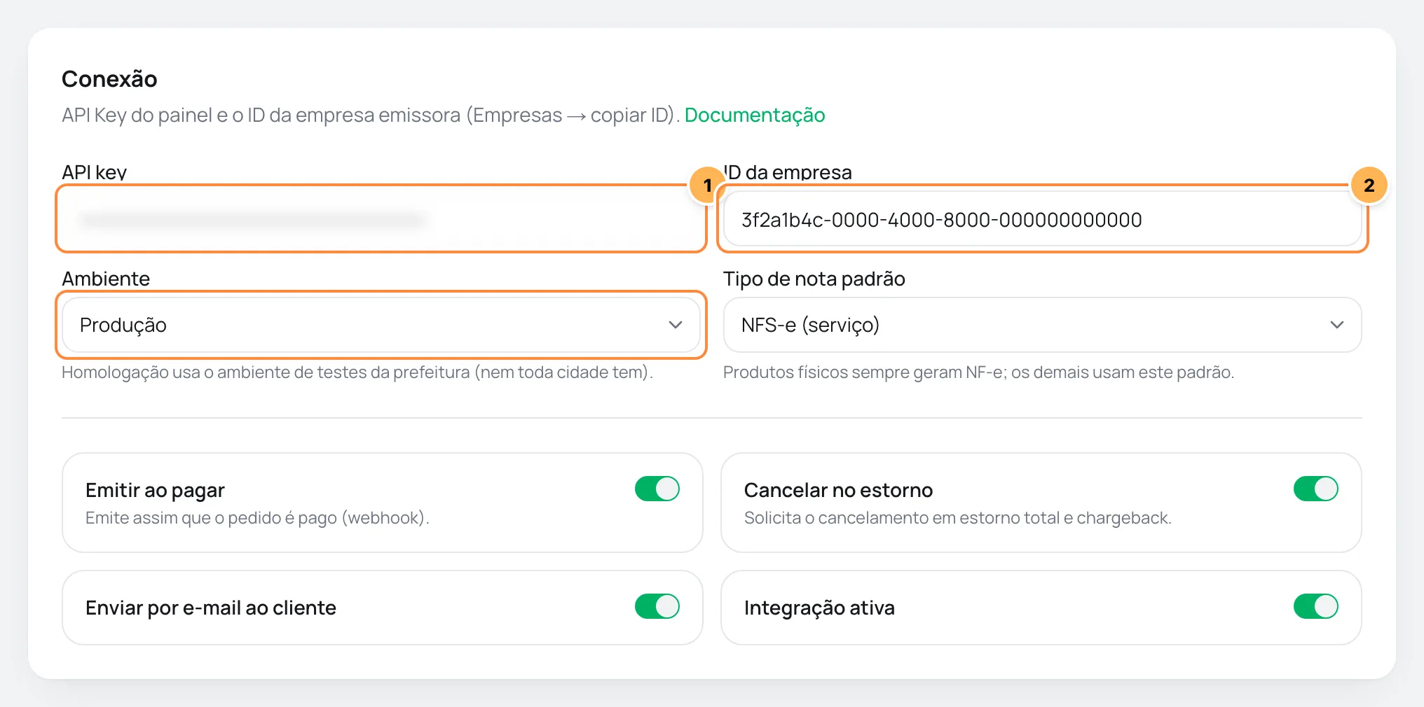 Card de conexão do eNotas no Vipter com a API key e o ID da empresa numerados e o campo Ambiente destacado
